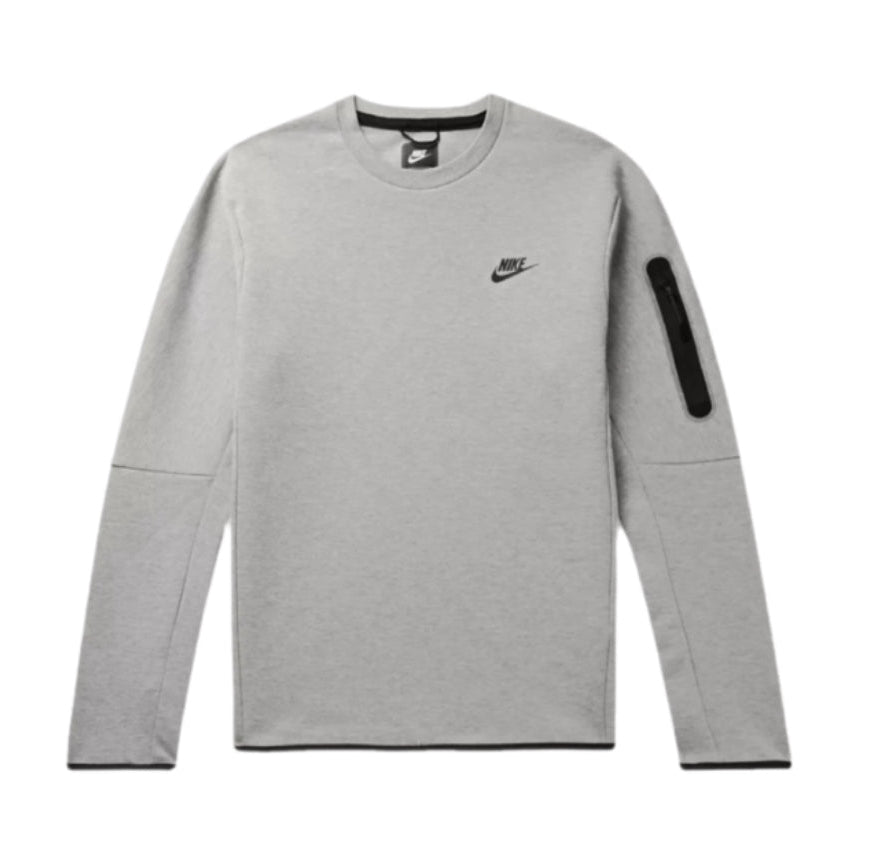 Pull nike tech