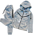 Ensemble Nike tech
